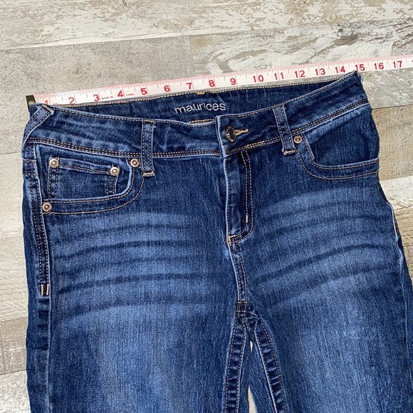 Women's Maurice's Boot Cut Factory Distressed Jeans - Size 6L - Picture 2 of 9